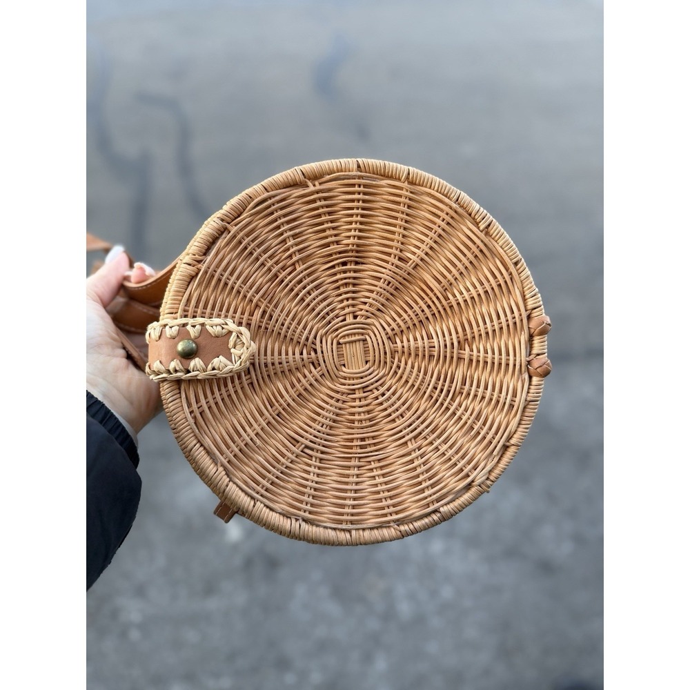 Urban Outfitters Round Rattan Wicker Bag Boho‎ Bali Style Crossbody